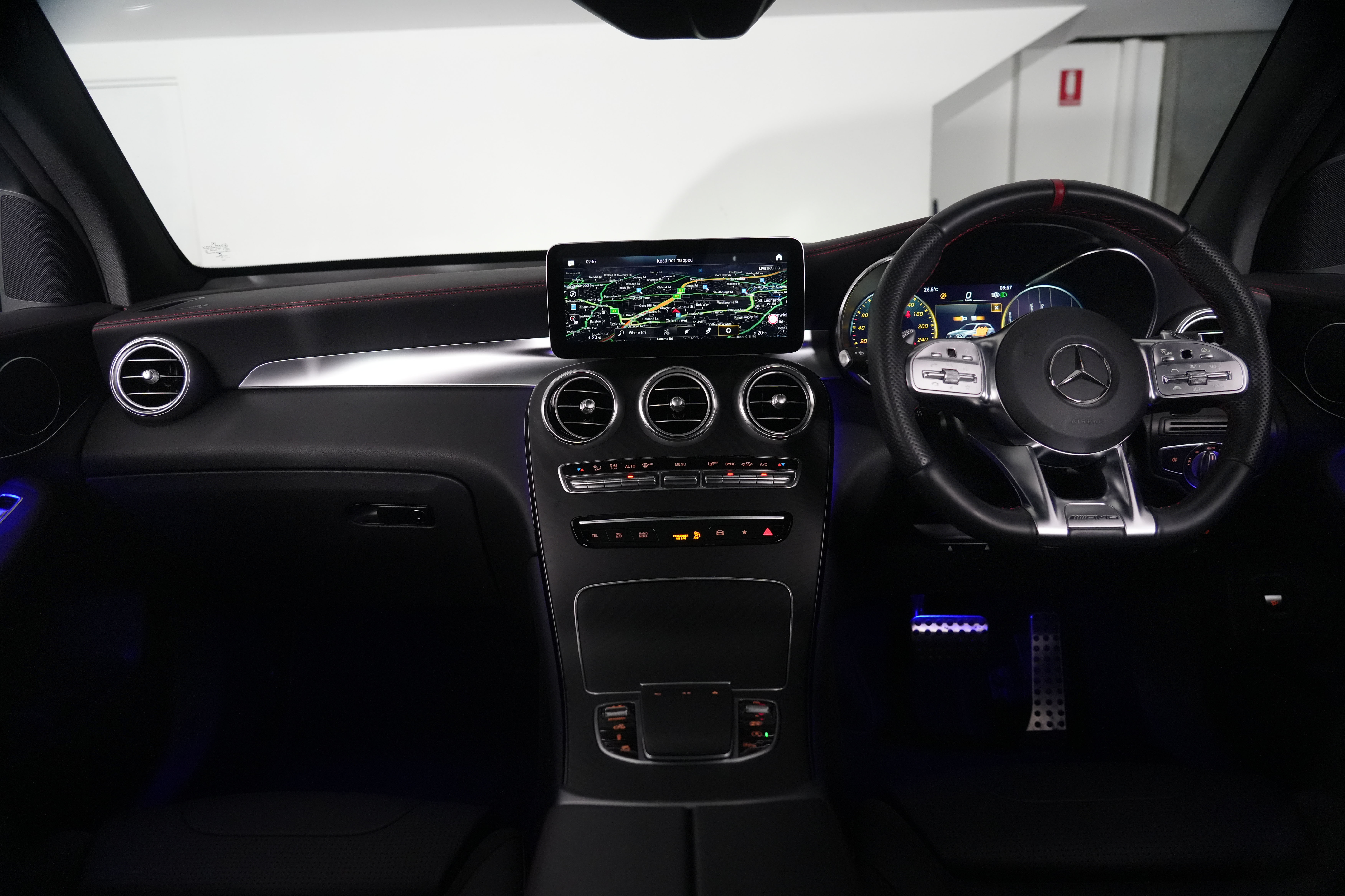 2022 Mercedes-Benz GLC-Class GLC43 AMG SUV Image 31