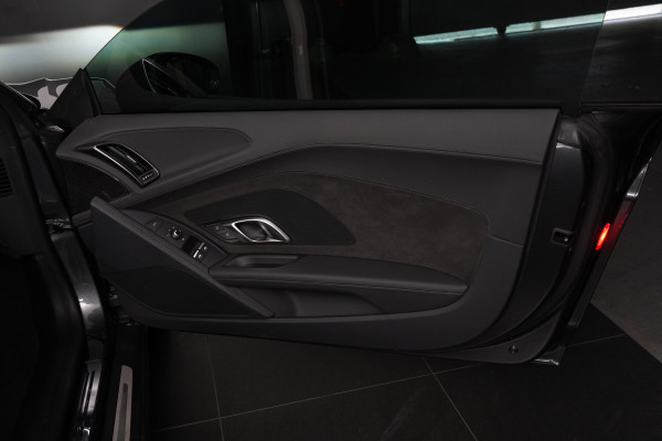 2018 Audi R8 V10 RWS  Coupe Image 62