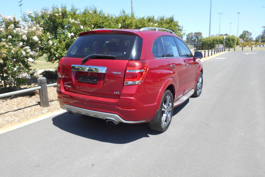 2016 Holden Captiva CG LTZ SUV Image 6