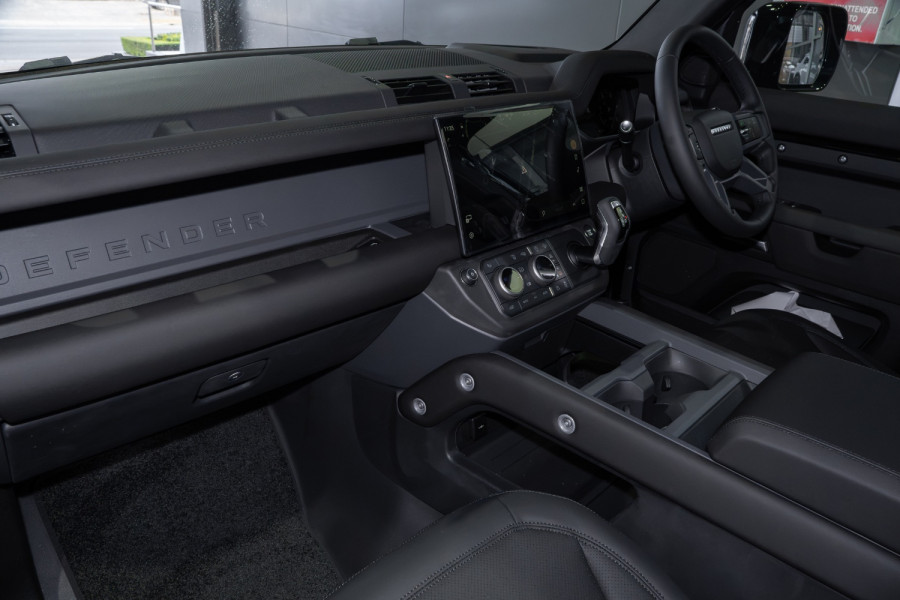 2026 Land Rover Defender L663 110 D350 X-Dynamic SE SUV