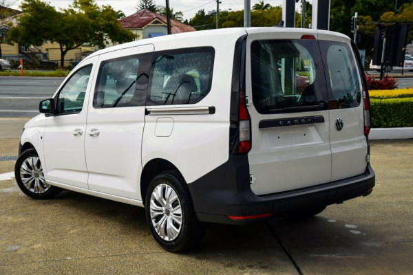2026 Volkswagen Caddy 5 Crewvan Van Image 2