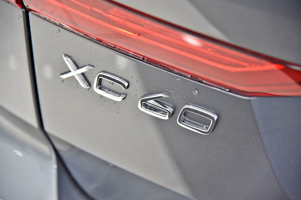 2021 Volvo XC60 (No Series) T5 Inscription Suv Image 5