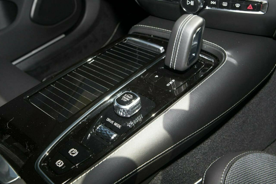 2019 MY20 Volvo V60 F-Series T8 R-Design Wagon Image 6