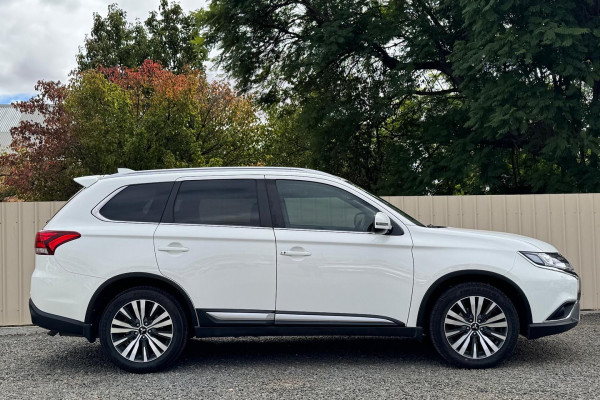 2020 MY21 Mitsubishi Outlander ZL LS SUV