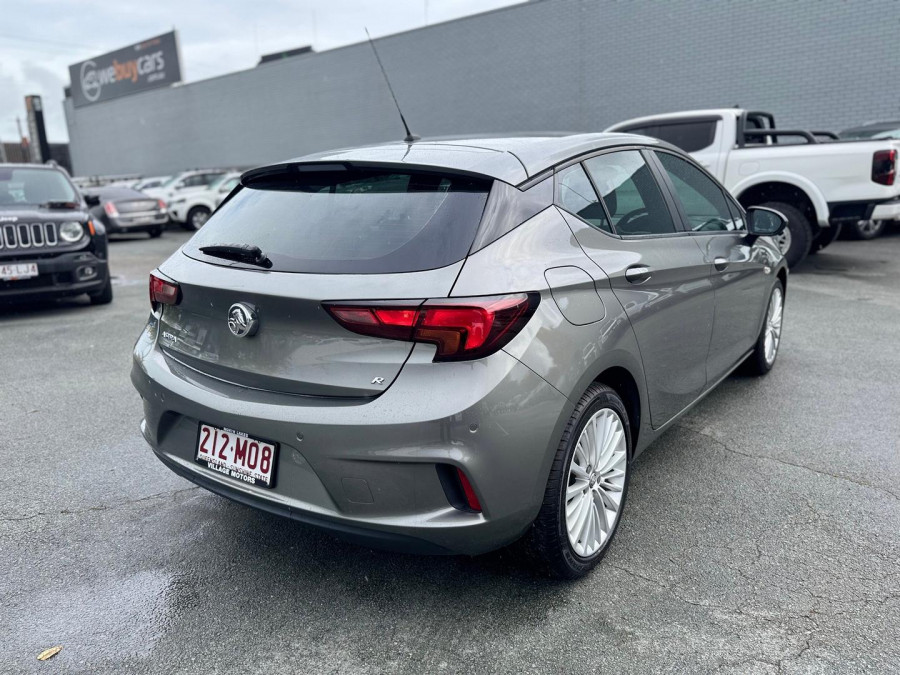 2017 Holden Astra BK R Hatch Image 8