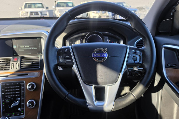 2016 Volvo XC60 UZ T5 Luxury SUV Image 21