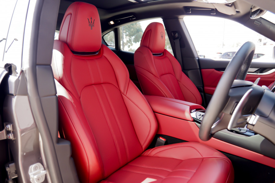 2023 Maserati Levante M161 Modena SUV Image 30