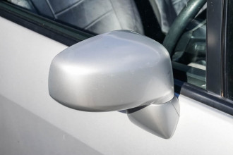 2012 Nissan Tiida C11 S4 ST Hatchback