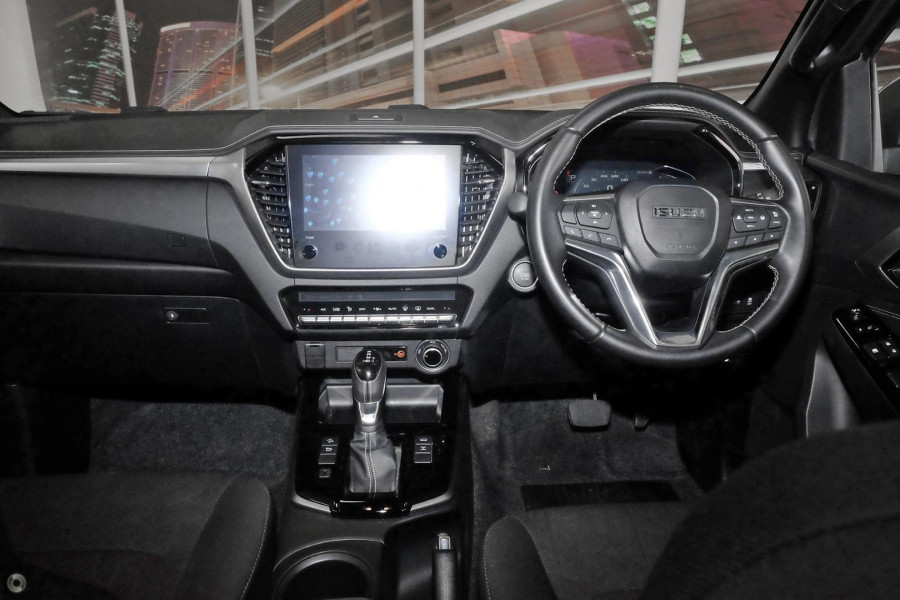 2025 MY24 Isuzu D-MAX  LS-U Ute Image 6