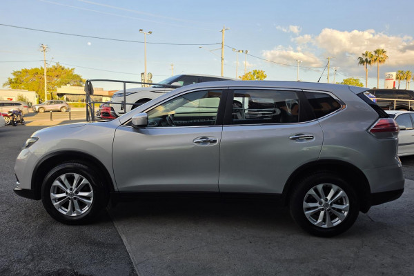 2014 Nissan X-Trail T32 ST SUV Image 10