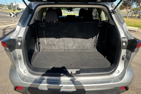 2023 Toyota Kluger TXUA75R (Petrol AWD) GX SUV Image 26