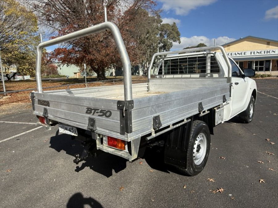2016 Mazda BT-50 UR XT Single Cab Chassis Image 3