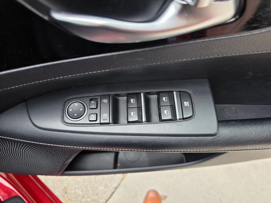 2020 MY1  Kia Cerato BD Sport+ Hatch Image 13