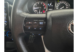 2021 Toyota HiLux GUN126R SR5 Double Cab Chassis
