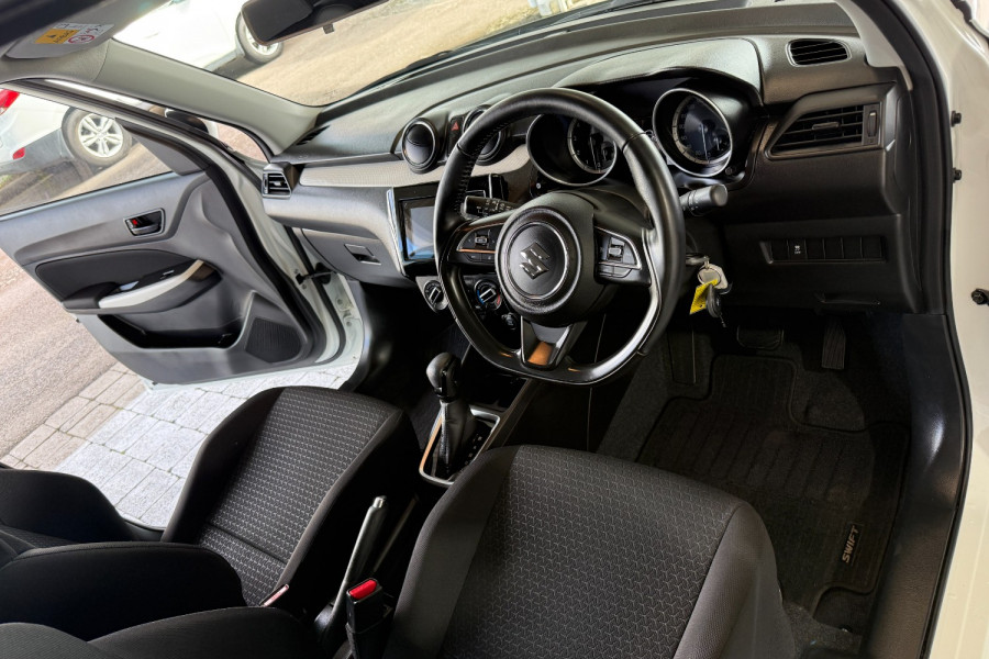 2021 Suzuki Swift AZ Series II GL Navigator Hatch Image 15