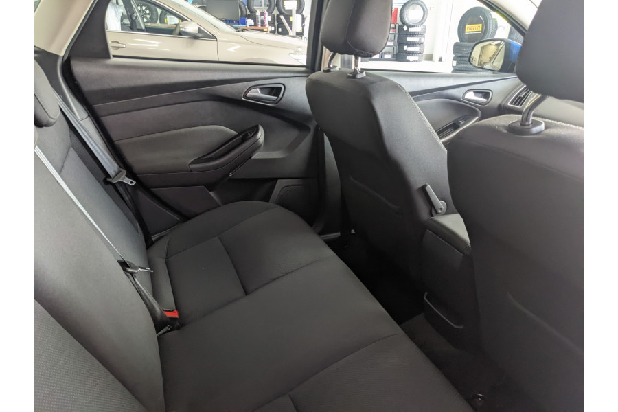2017 Ford Focus LZ TREND Hatchback Image 13