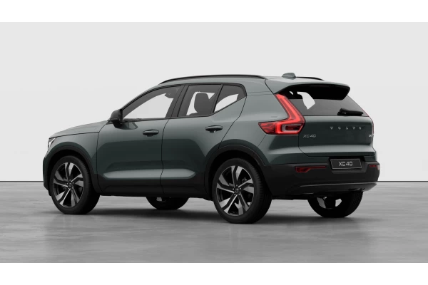 2026 Volvo XC40 XZ Ultra B4 Dark SUV Image 3