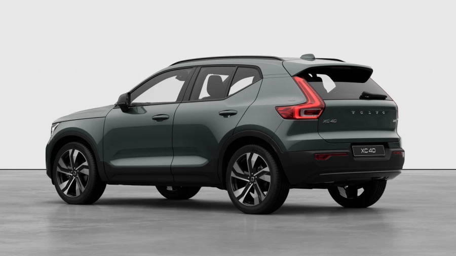 2026 Volvo XC40 XZ Ultra B4 Dark SUV Image 3