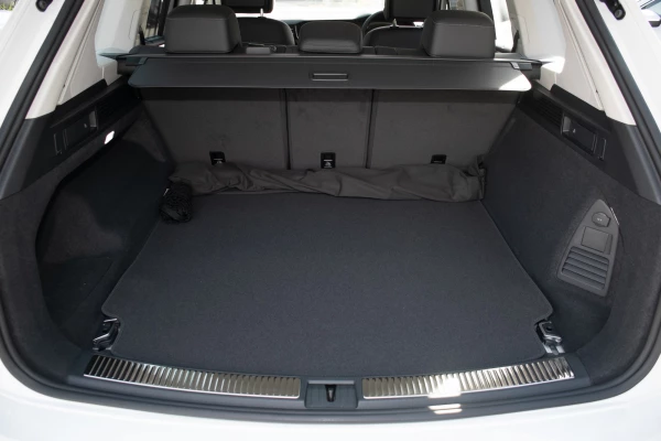2025 MY26 Volkswagen Touareg RC 170TDI SUV Image 21