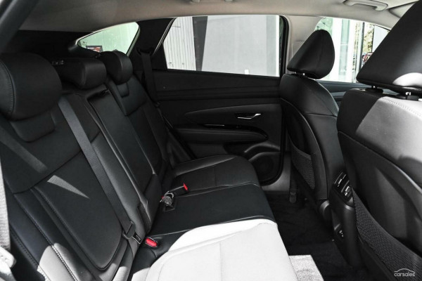 2026 Hyundai Tucson NX4.V4 Hybrid Elite SUV Image 5