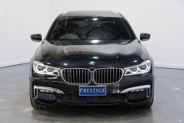 2018 BMW 7 Series 30d Sedan image 11