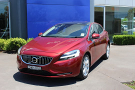 Volvo V40 D4 Inscription (No Series) MY18