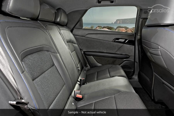 2026 MG MG4 AH4E Essence 64 Hatch Image 1