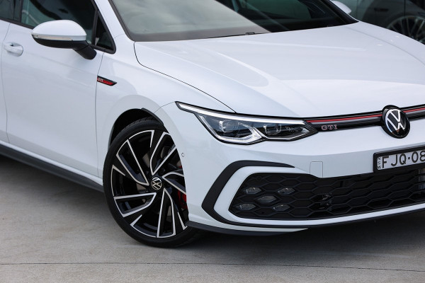 2024 Volkswagen Golf 8 GTI Hatch Image 2