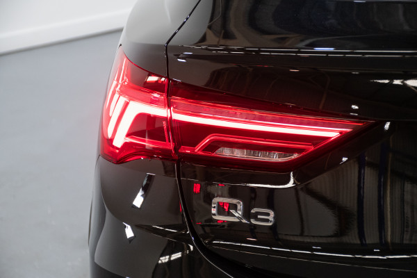 2024 Audi Q3 F3 40 TFSI S line SUV Image 11