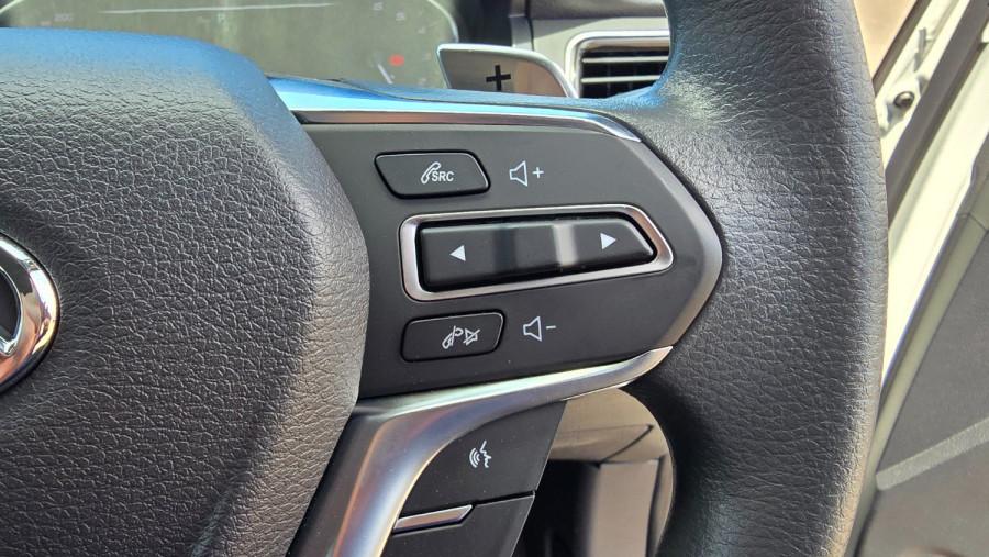2026 MY25 LDV G10 SV7C + Van Image 19