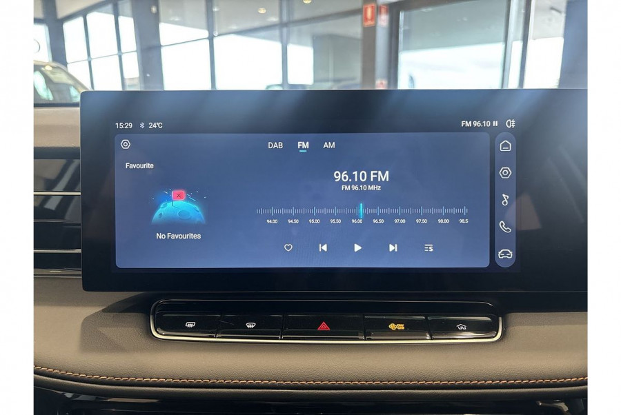 2024 MY24.5 MG HS AS33 Vibe SUV Image 17