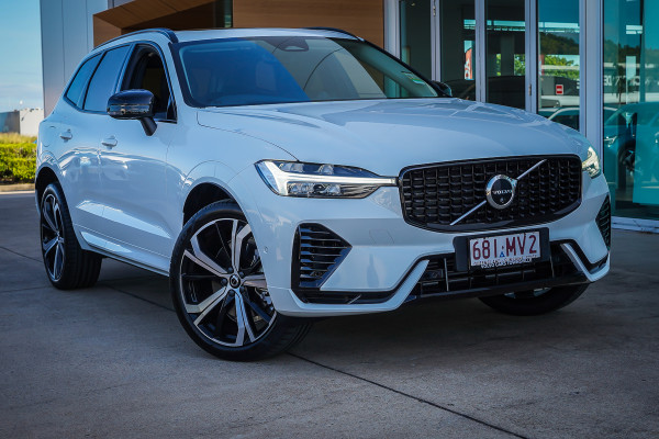2025 Volvo XC60 Ultra T8 Plug-In Hybrid SUV