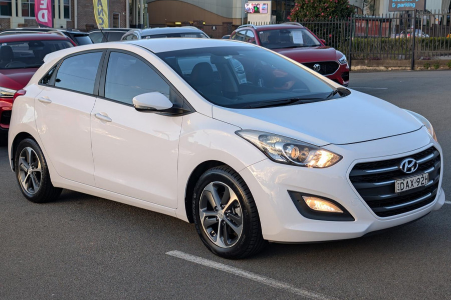 2015 MY16 Hyundai i30 GD3 Series II Active X Hatch Image 7