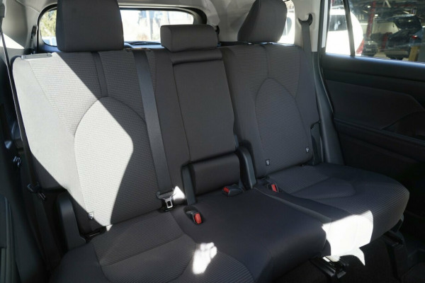 2024 Toyota Kluger AXUH78R GX SUV Image 10