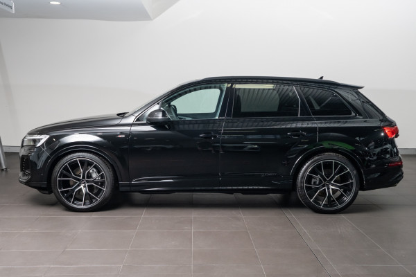 2026 MY25 Audi Q7 4M TFSI 250kW S line SUV image 3