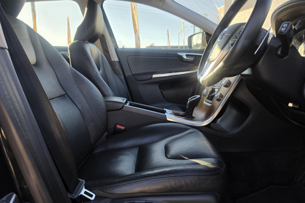 2016 Volvo XC60 UZ T5 Luxury SUV Image 22