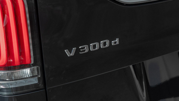 2025 Mercedes-Benz V-Class 447 V300 Exclusive People Mover image 10