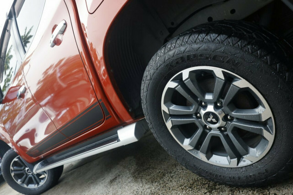 2019 MY20 Mitsubishi Triton MR Toby Price Edition Ute Image 4