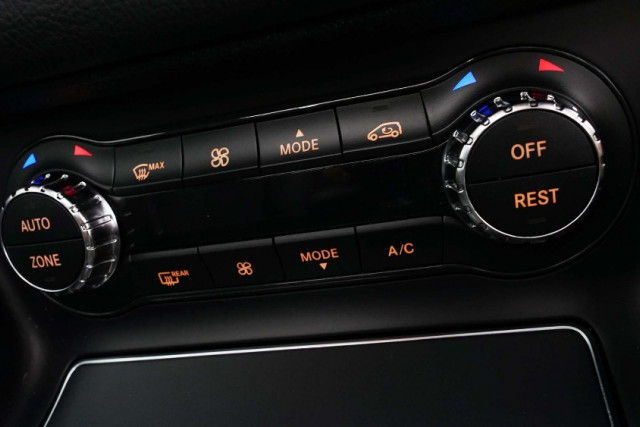 2016 Mercedes-Benz Cla200 CLA200 14 of 26