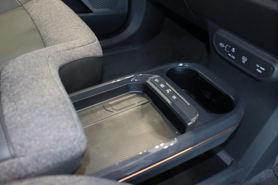 2026 Kia EV5 OVc Air Standard Range SUV Image 19