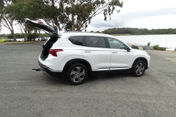 2022 Hyundai Santa Fe TM.V4 active SUV Image 9