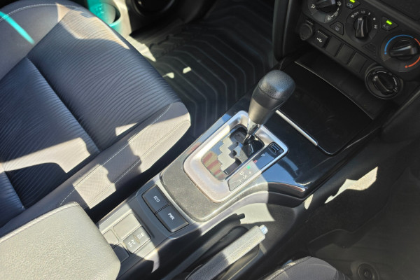 2024 Toyota Fortuner GUN156R GX SUV Image 24
