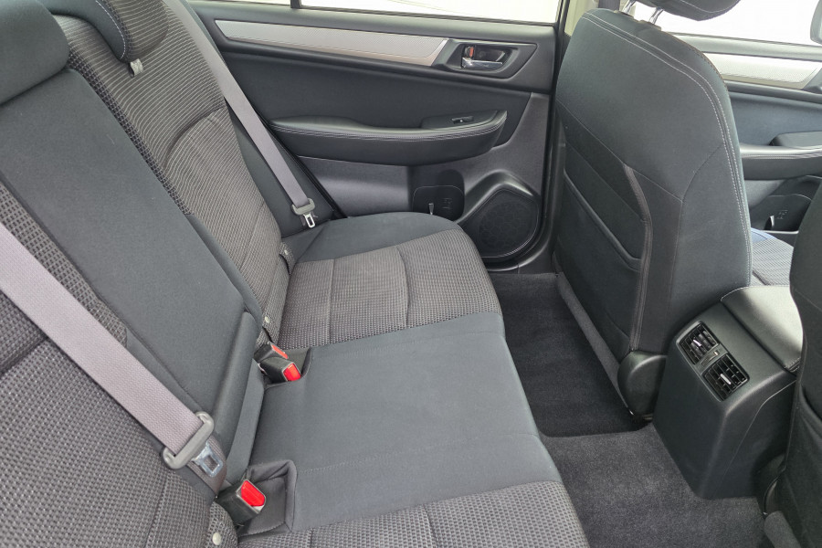 2015 Subaru Liberty 6GEN 2.5i Sedan Image 13