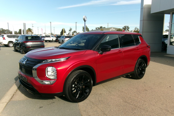 2023 MY24 Mitsubishi Outlander ZM Black Edition SUV Image 4