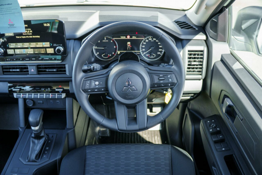 2024 Mitsubishi Triton MV GLX Ute Image 10
