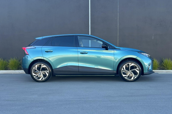 2026 MG MG4 AH4E Essence 64 Hatch Image 2