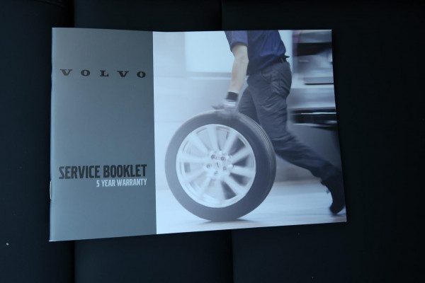 2025 MY26 Volvo XC60 UZ Plus T8 Plug-in Hybrid Dark SUV Image 7