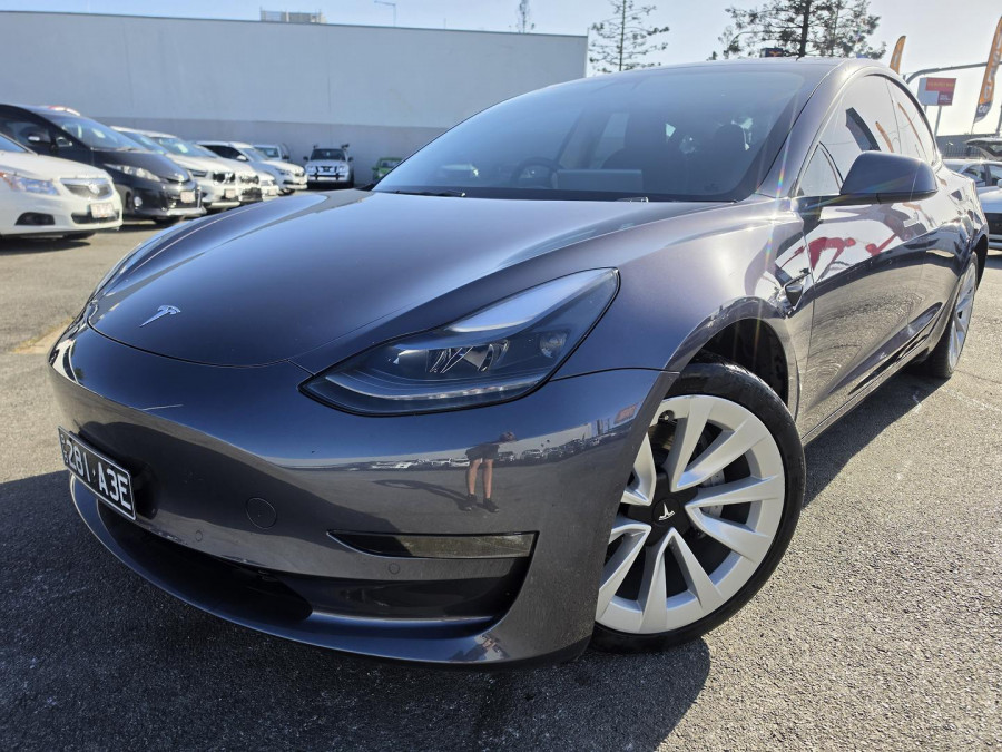 2021 Tesla Model 3  Long Range Sedan Image 2