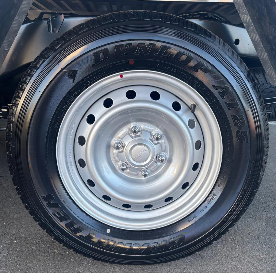 2026 MY25.5 Isuzu D-MAX RG SX High Ride Cab Chassis Image 4