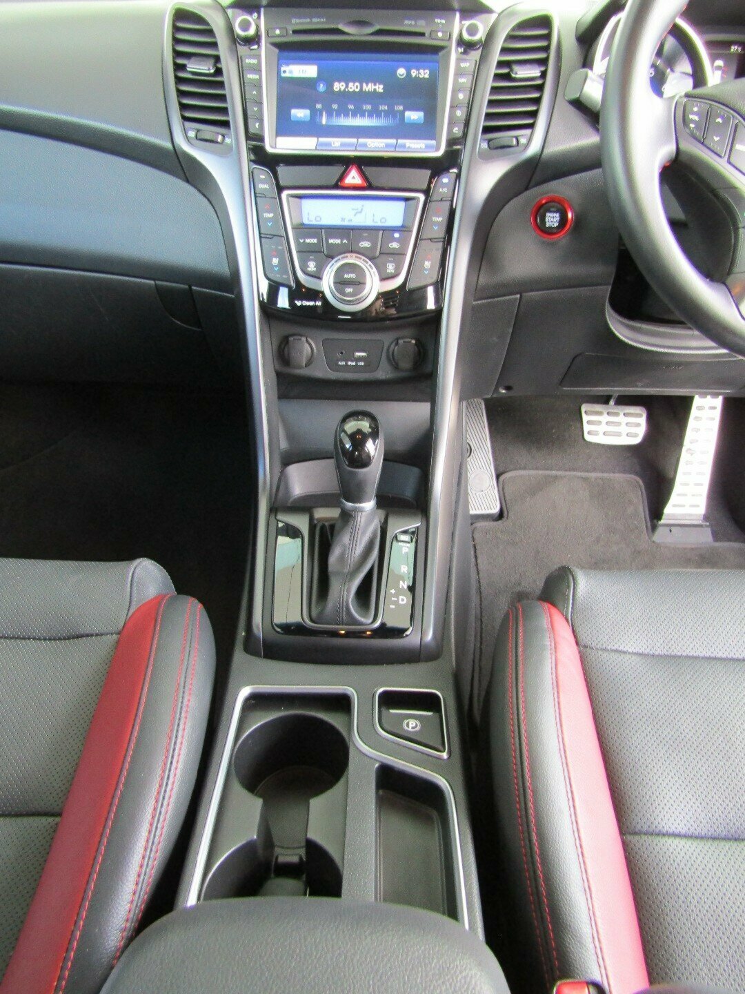 2016 MY17 Hyundai i30 GD4 Series II SR Premium Hatchback Image 13